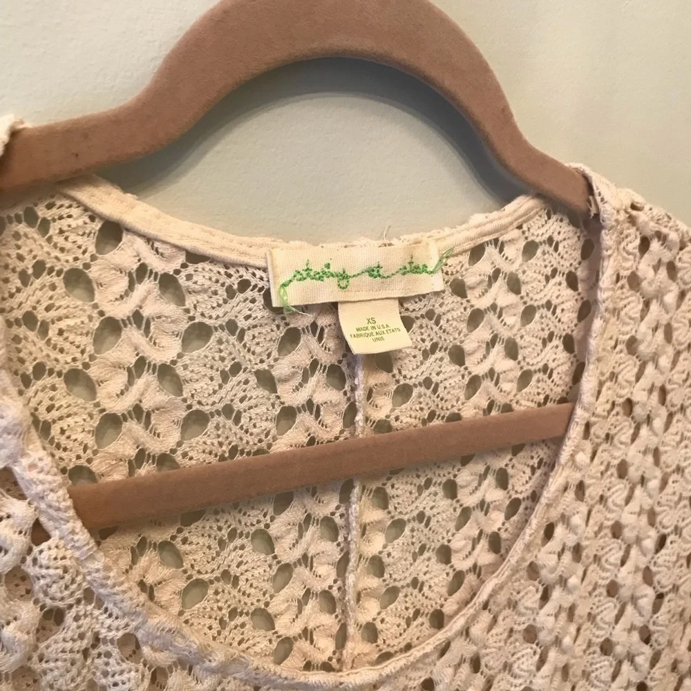 EUC UO Staring at Stars Cream Crochet Shirt XS​​​​​​​